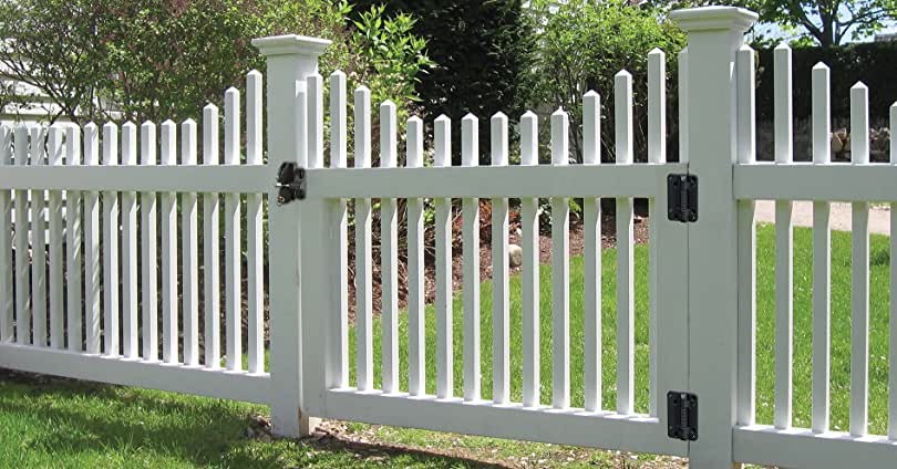 hinges on fences.jpg